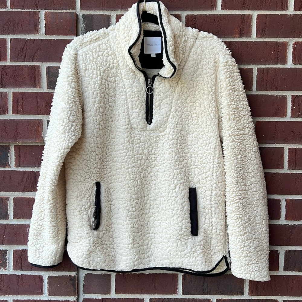 Thread & Supply warm and cozy long sleeve 1/4 zip front pouch pockets pull over